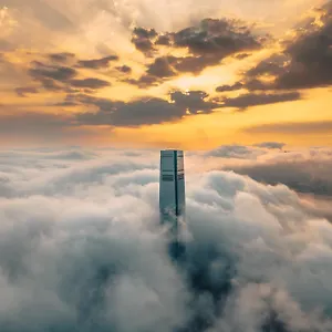 5* מלון The Ritz-carlton,
