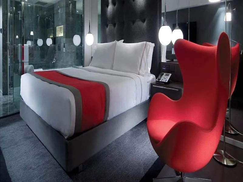 Hotel The Mira Hong Kong 5*,