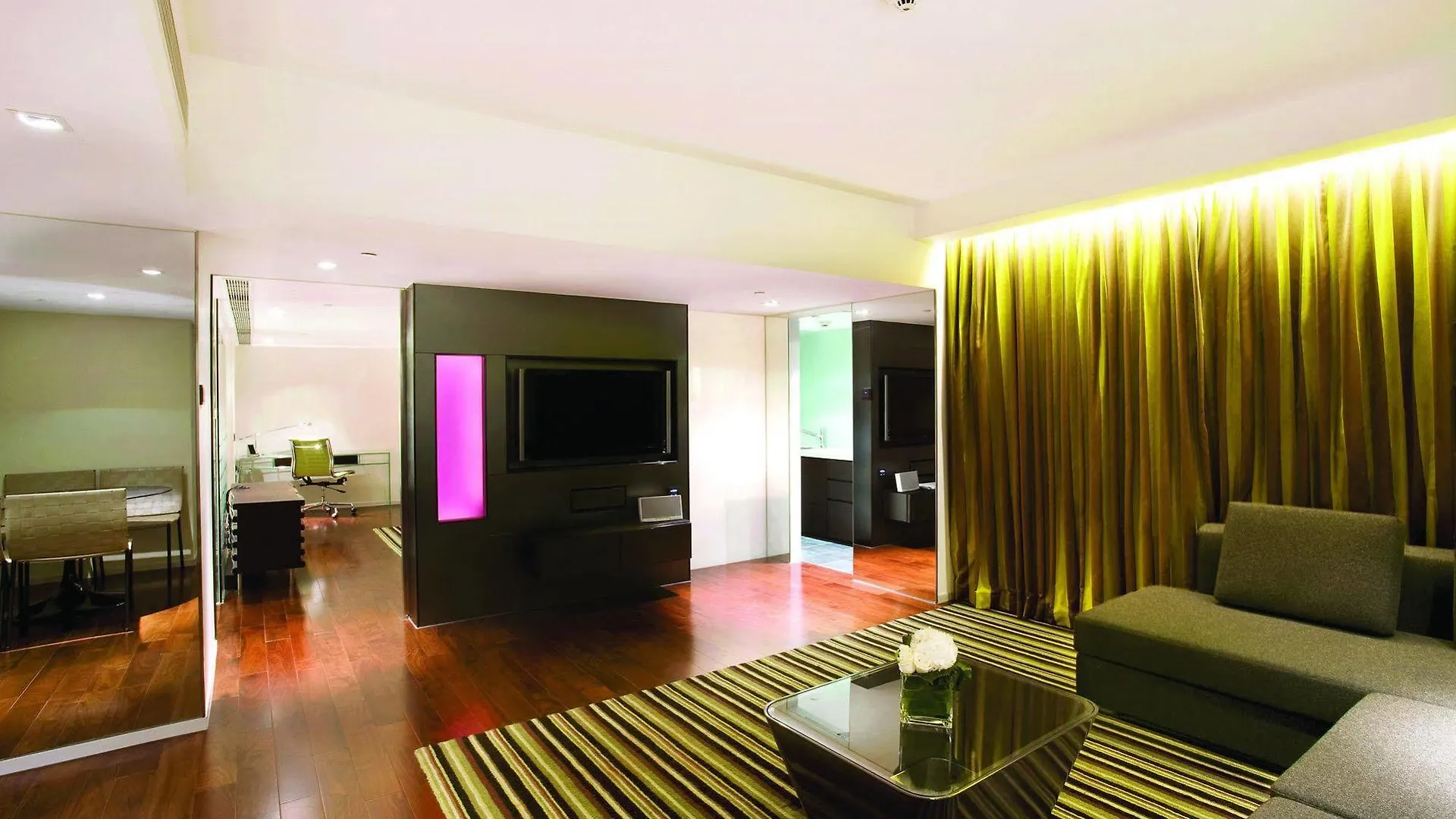 Hotel The Mira Hong Kong
